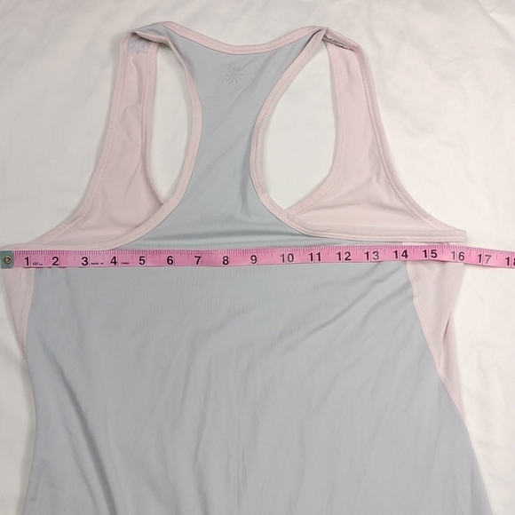 Athleta women's small sized athletic top - Picture 8 of 8